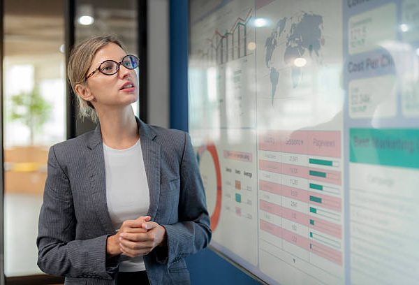 Comment les acquisitions favorisent la diversification des services en expertise comptable ?